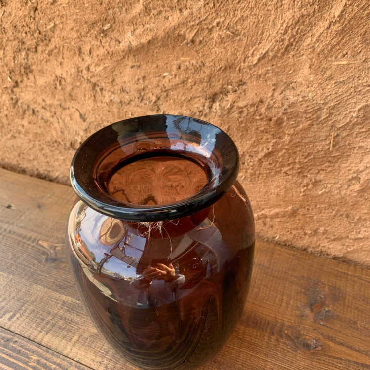 گلدان شیشه ای رنگ قهوه ای